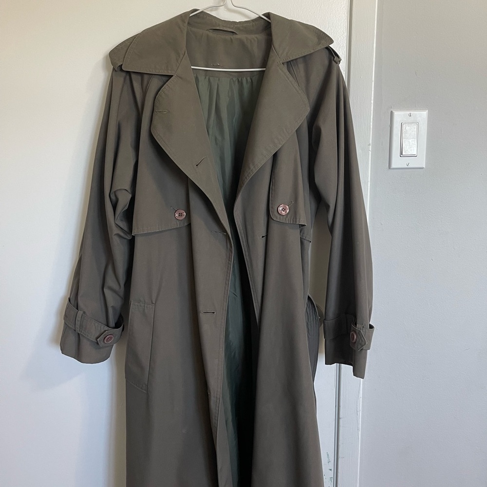 Division Elegante vintage trench coat
